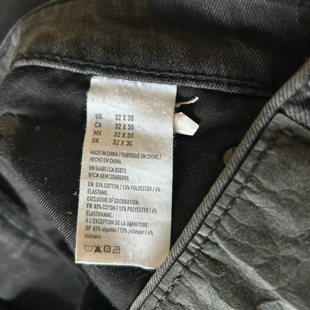 American Eagle Outfitters questions leave